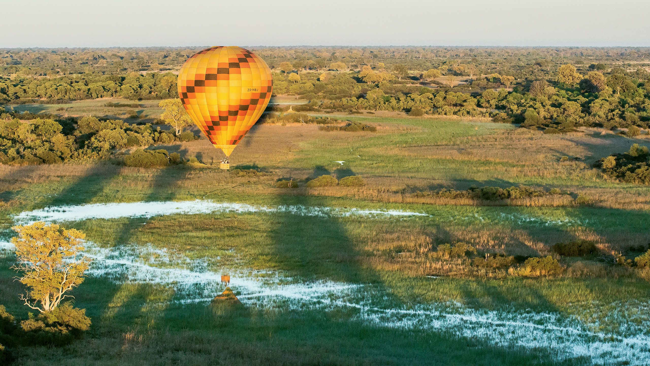A balloon ride over the Okavango Delta in Botswana is both more exclusive and less intrusive than traditional game drives. Photo courtesy of Wilderness Safaris/Deon de Villiers 